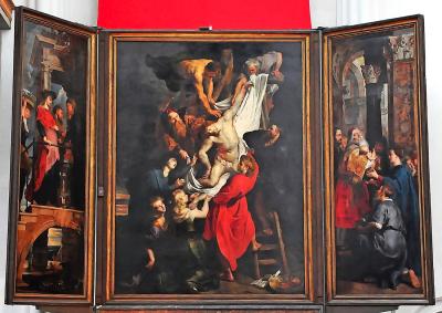 Rubens’ Kruisafneming is het sluitstuk van de route die start aan de sculptuur van de Verrezen Christus. © Paul Hermans