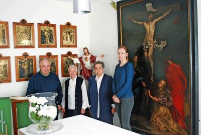 Zuster Rita (tweede van rechts): „Zo lang we kunnen, verzorgen we zelf onze hulpbehoevende medezusters.” © Filip Ceulemans