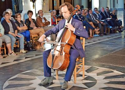 Cellist Benjamin Glorieux: „Muziek is voor mij een katalysator om tot innerlijke rust te komen.” © Erna Nevejant