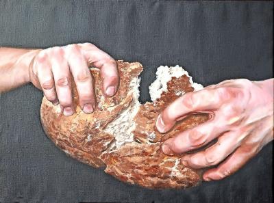 Voor een van de schilderijen bakte de kunstenares zelf een brood. © Roseline Christiaens