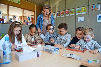 Ons onderwijs is een belangrijke partner, maar lang niet de enige, om kinderen wereldburgerschap en diversiteit bij te brengen. © Luc Gordts