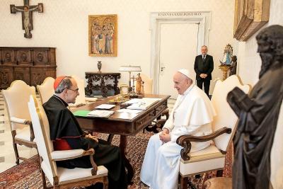 Kardinaal Barbarin bood zijn ontslag aan, maar paus Franciscus weigert dat tot de beroepsprocedure is afgrond. © KNA-Bild